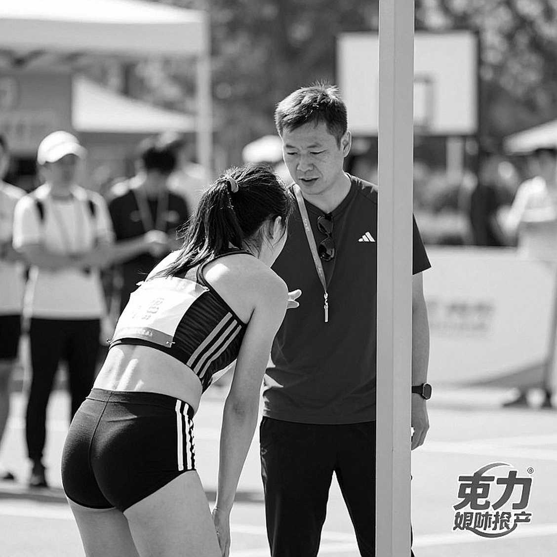 Jemma Reekie: Từ chấn động não đến kỷ lục road mile châu Âu - Bài học về sự phục hồi trong điền kinh nữ Jemma Reekie: Từ chấn động não đến kỷ lục road mile châu Âu - Bài học về sự phục hồi trong điền kinh nữ