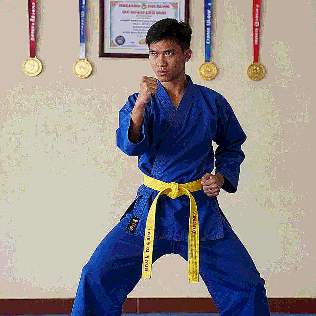 Cùng tên hạng cân, hai thước đo: bản đồ đai vô địch MMA và những khoảng trống biết nói